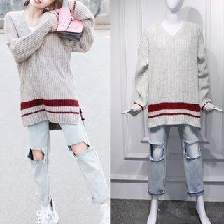 Contrast Trim Long Sweater / Cut-out Washed Jeans