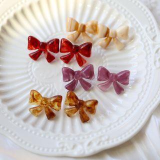 Bow Sterling Silver Ear Stud