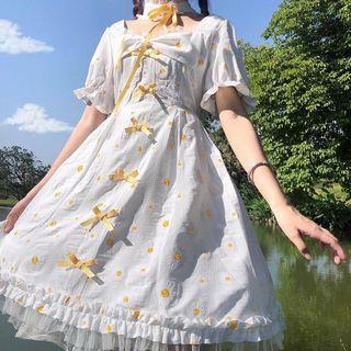 Short-sleeve Frill Trim Lolita Dress / Choker / Petticoat Skirt / Set