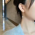 Heart Alloy Faux Pearl Dangle Earring White Faux Pearl - Gold - One Size