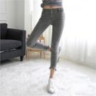 Frayed-hem Skinny Jeans