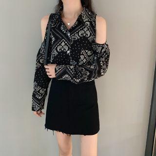 Long-sleeve Cold-shoulder Paisley Print Shirt