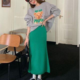 Bear Print Sweatshirt / Midi Mermaid Skirt