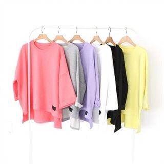 Asymmetric-hem Colored T-shirt