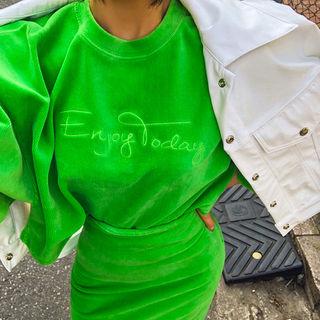 Letter-embossed Cropped Corduroy T-shirt