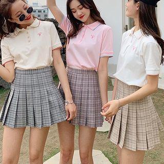 Short-sleeve Polo Shirt / Plaid Pleated Skirt