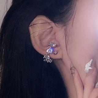 Rhinestone Ear Cuff Single - Silver - One Size
