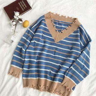 Color-block Distressed Fringed V-neck Long-sleeve Sweater