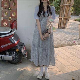 Round-neck Short-sleeve T-shirt / Floral Suspender Skirt