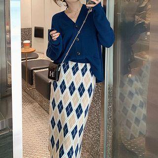 Set: Plain Cardigan + Argyle Midi Skirt