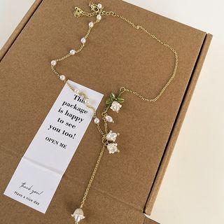 Flower Faux Pearl Alloy Y Necklace 1pc - Gold & White - One Size