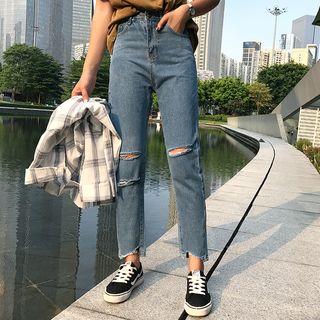 Asymmetric Distressed Jeans