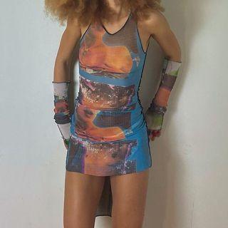 Set: Sleeveless Print Mesh Mini Dress + Arm Sleeves