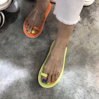 Transparent Loop-toe Slide Sandals