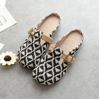 Pattern Embroidered Mules