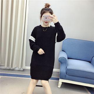 Long-sleeve Contrast-trim Sweater Dress