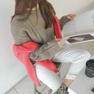 Crewneck Ringer Cable Sweater