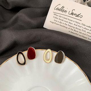 Non-matching Irregular Disc Earring