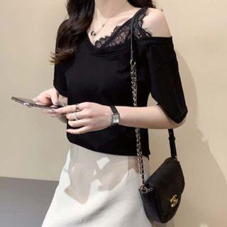 Short-sleeve Cold Shoulder Lace Trim T-shirt