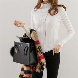 Scallop-edge Rib-knit Top