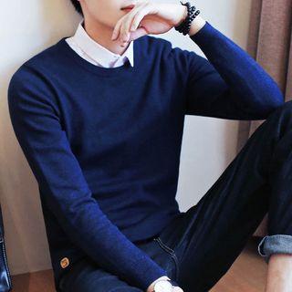 Set: Crew-neck Sweater + Plain Shirt
