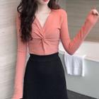 Plain Knot V-neck Long-sleeve Slim-fit Top