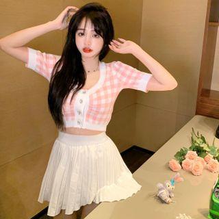 Round-neck Button Up Two-tone Plaid Knit Top