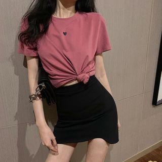 Set: Heart Embroidered Short-sleeve T-shirt + Plain Mini Pencil Skirt
