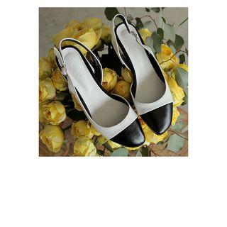 Sling-back Contrast-trim Sandals