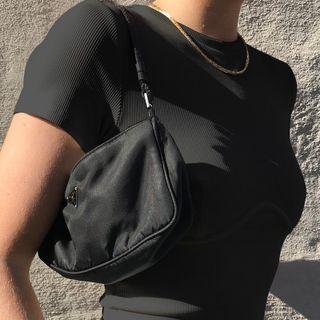 Plain Round Neck Short Sleeve Cropped Top