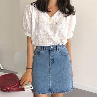 Eyelet Short-sleeve V-neck Blouse / Denim Mini A-line Skirt
