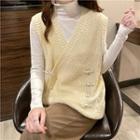 Frog Buttoned Sweater Vest / Long-sleeve Top
