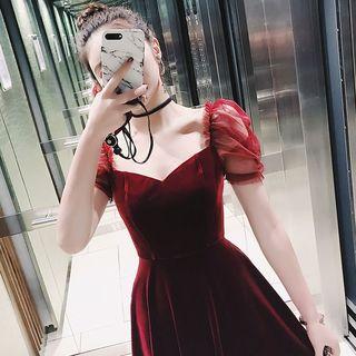 Short-sleeve Velvet A-line Cocktail Dress