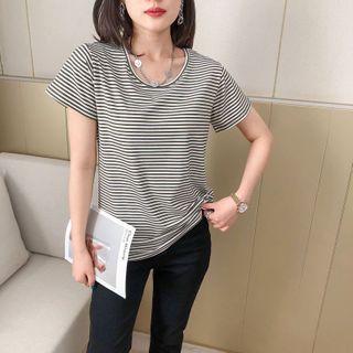 Short Sleeve Round Neck Striped T-shirt