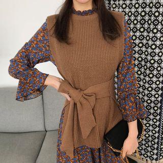 Sleeveless Tie-waist Rib-knit Top