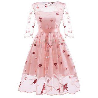 Elbow-sleeve Embroidered Lace A-line Midi Dress