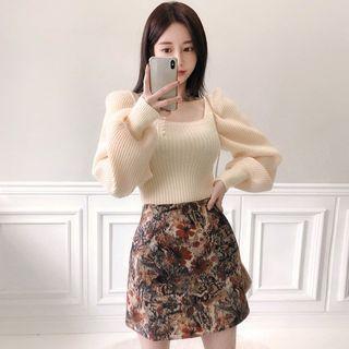 Set: Puff-sleeve Knit Top + Printed Mini Skirt