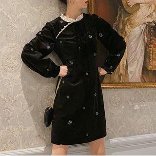 Embroidered Long-sleeve Mini A-line Velvet Dress