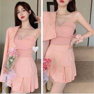 Cropped Jacket / Lace-up Tube Top / High-waist Pleated Skirt
