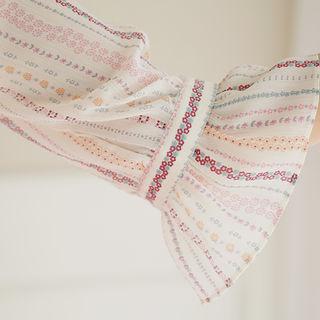 Tie-front Frill-trim Pattern Top