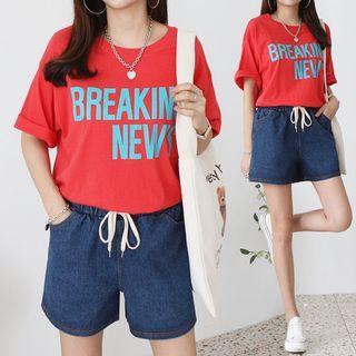 Breaking News Letter T-shirt