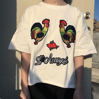 Chicken Embroidered Elbow Sleeve T-shirt