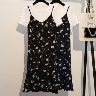Set: Short-sleeve T-shirt + Spaghetti Strap Patterned A-line Midi Skirt