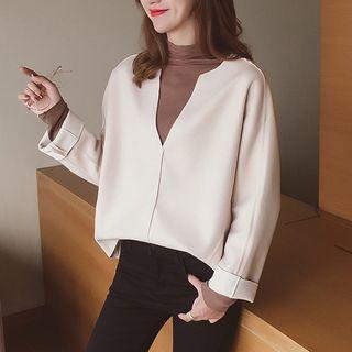 Set: Mock Neck Long-sleeve T-shirt + V-neck Long-sleeve Top