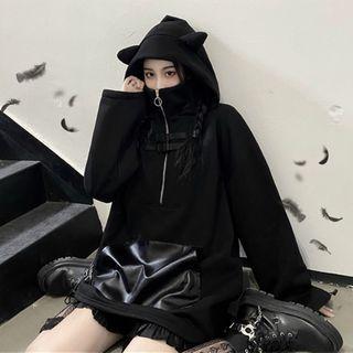 Buckled Front Half-zip Top