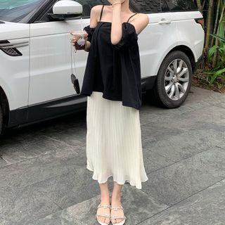 Short-sleeve Cold Shoulder Top / Pleated Midi Skirt