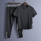 Set: Short-sleeve Sports T-shirt + Cropped Sweatpants