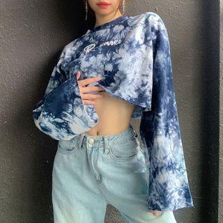 Tie-dye Print Lettering Cropped T-shirt