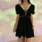 Short-sleeve Square-neck Lace Trim Dress As Shown In Figure - One Size