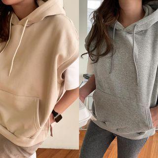 Sleeveless Napped Kangaroo Hoodie